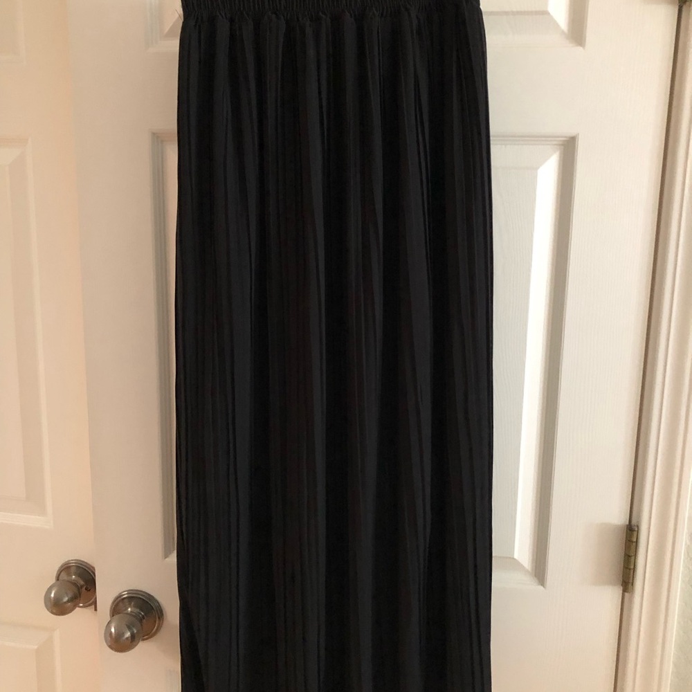 Jon & Anna Elegant Black Maxi Skirt